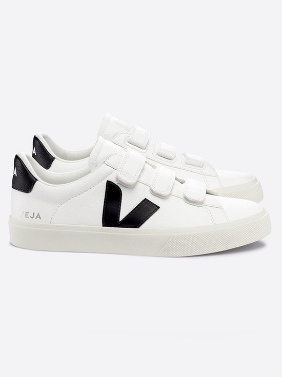 Veja Shoes - Veja Recife Sneaker in Extra White & Black